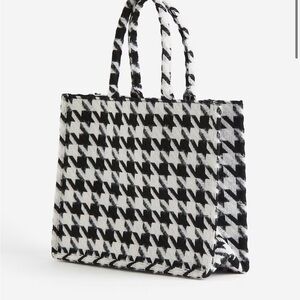 Elegant Houndstooth Tote Bag